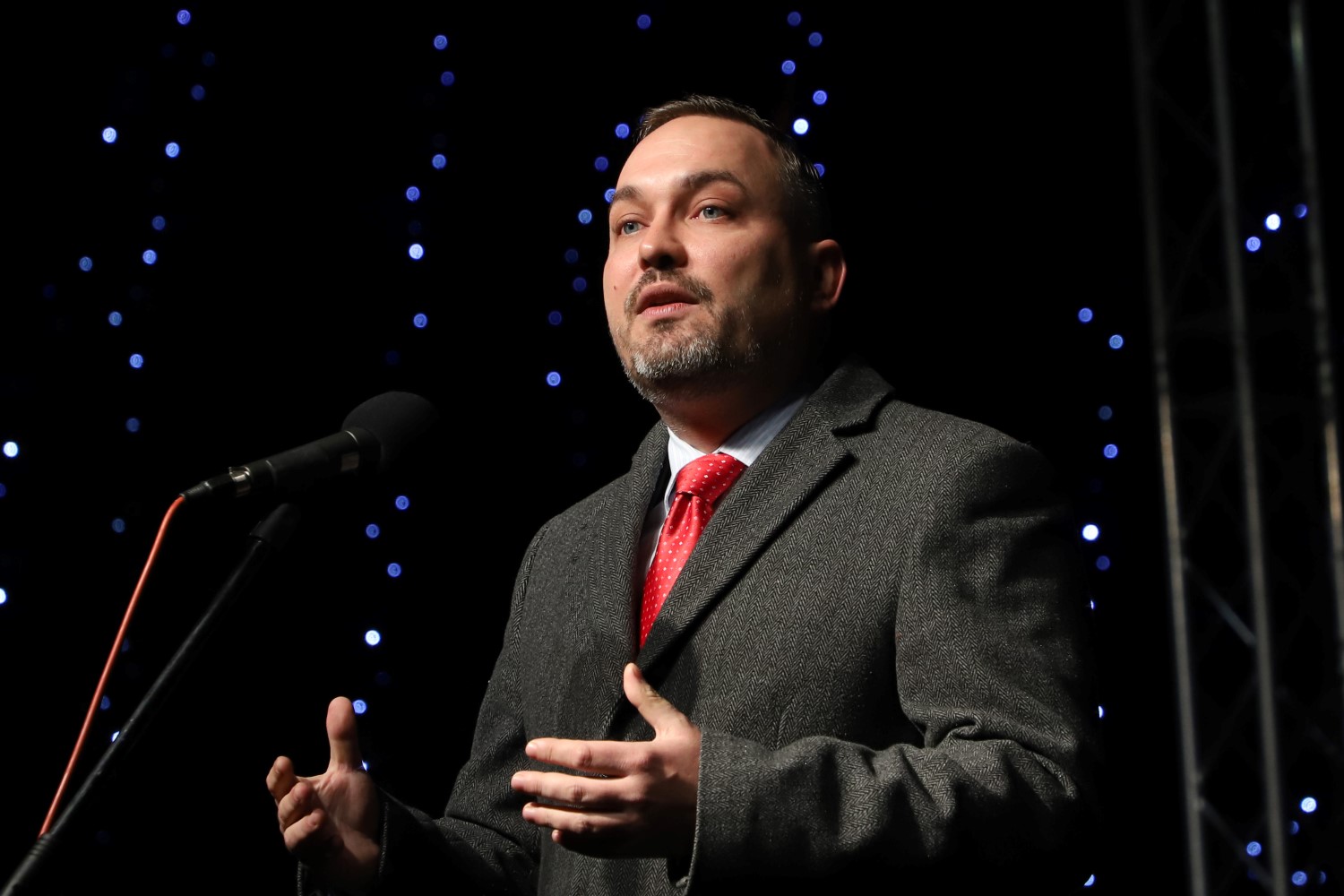 Meggyújtották a hit gyertyáját a Szent István téren