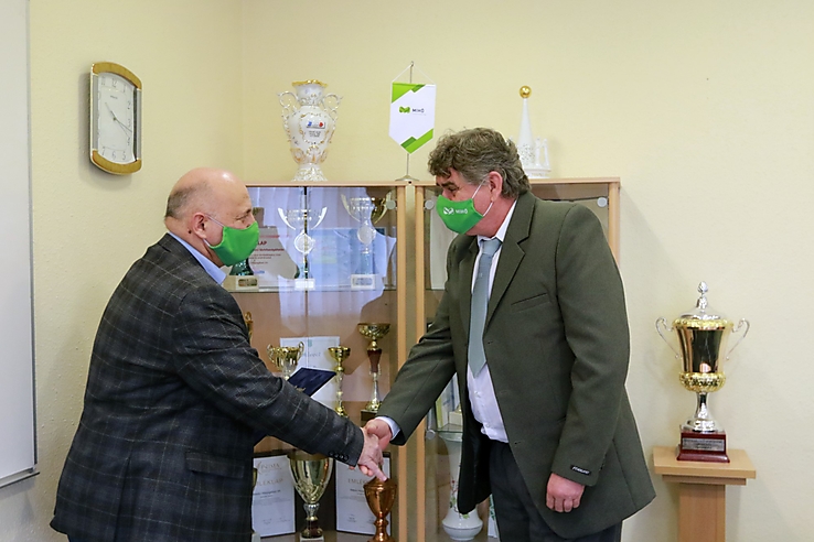 mihő évértékelő