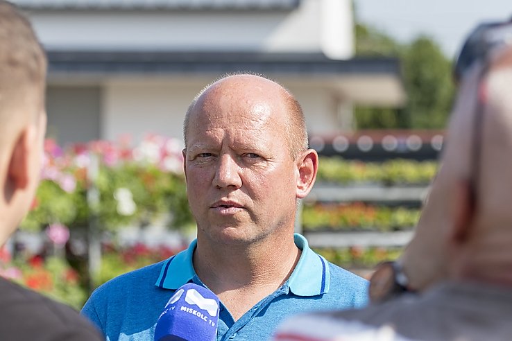 városgazda virágok bénó kertészet