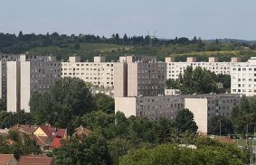 Okkal emelkednek az önkormányzati albérletárak
