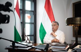Koronavírus: bezárják az éttermeket, a szállodákat és a középiskolákat is