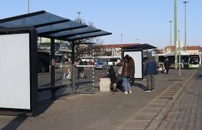 Az időjárás függvényében, de folyamatosan épülnek az új utasvárók