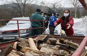 Tűzifával segíti a város a rászorulókat