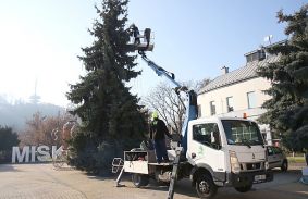 Ha óvatosan is, de újra a régi advent lesz Miskolcon 