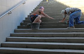 FÉLIDEJÉHEZ ÉRKEZETT A BÚZA TÉRI ALULJÁRÓ LÉPCSŐSORAINAK FELÚJÍTÁSA