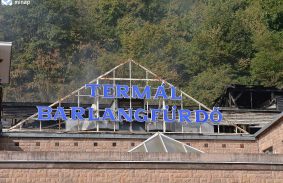 Így néz ki a Barlangfürdő a pénteki tűz után