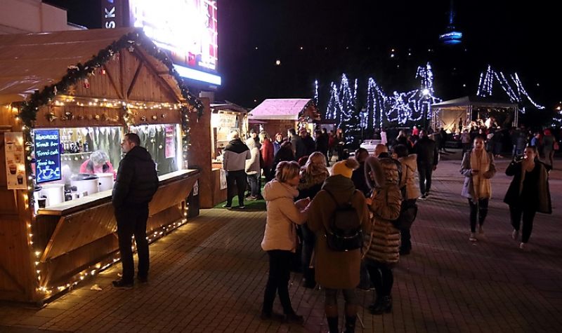 Várja a helyieket Miskolc online adventi piactere