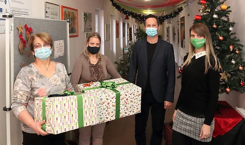 A karácsonyi adományozás: jó helyre került az ajándék