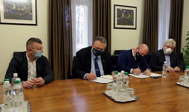 Folytatódhat a várrekonstrukció, jövő héten már a gépek is felvonulnak