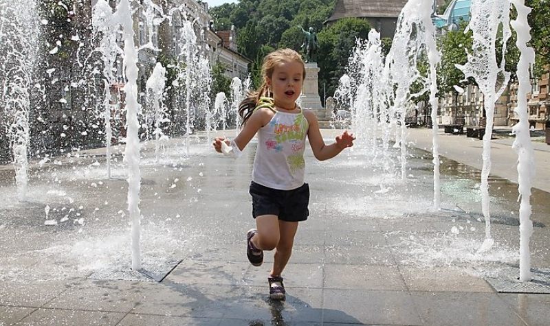 Kedden üzembe helyezik a város szökőkútjait