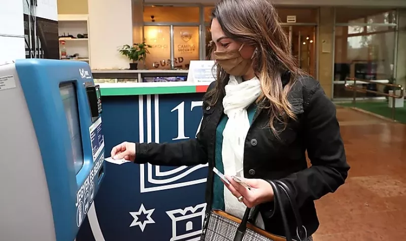 Újabb jegy- és bérletautomatát helyezett üzembe az MVK