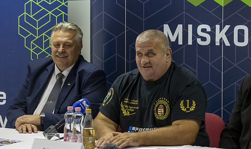 Tucatnyi Toldi vív meg egymással Miskolcon