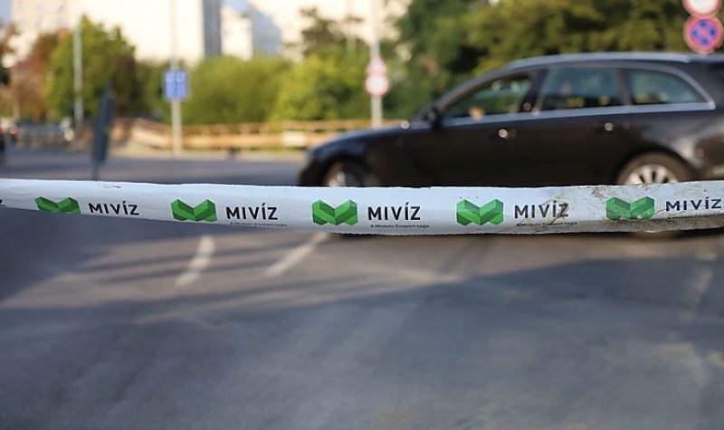 A Baross Gábor úton dolgozik a MIVÍZ