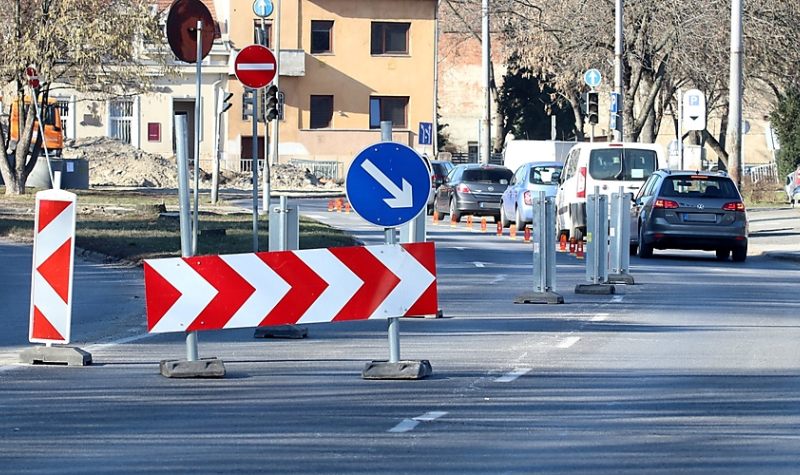 PARKOLÁSI KÖNNYEBBSÉG A DAYKA-ÁTKÖTÉS KÖRNYÉKÉN ÉLŐKNEK